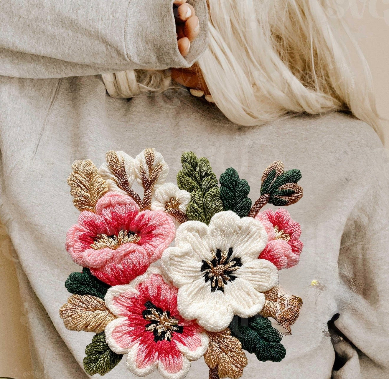 Faux yarn floral