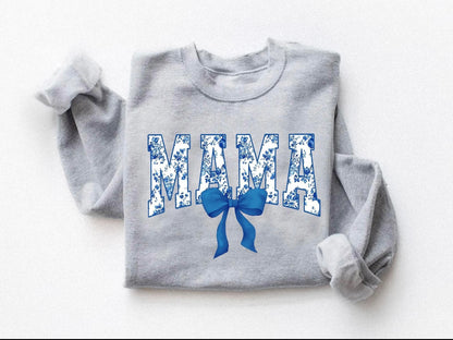 Mama with bow